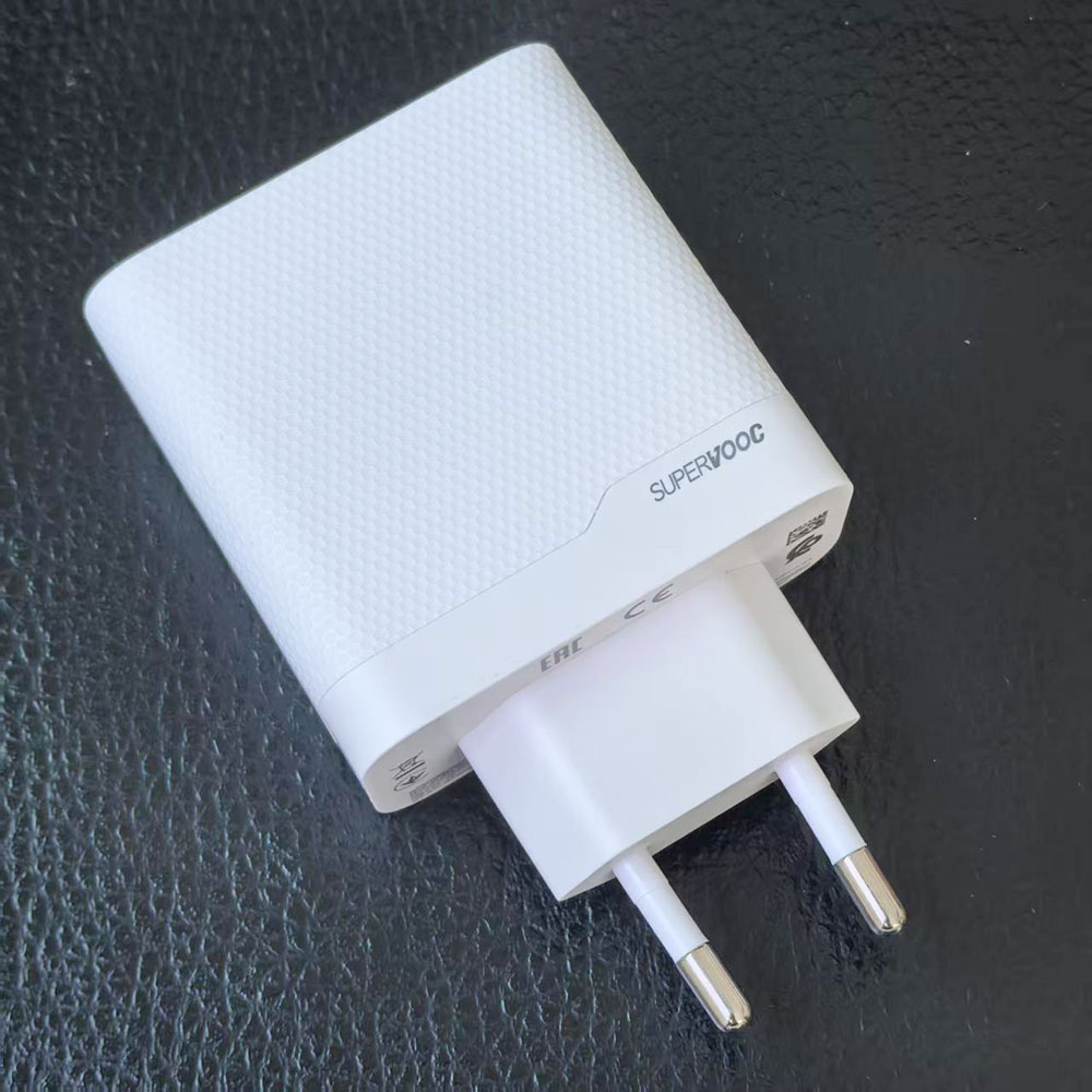 شاحن GaN SUPERVOOC بقوة 120 وا - مراجعة Oppo Reno 12 وسعره